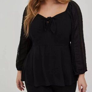 Torrid Blouse Sz 2 Embroidered Sleeves Whimsygoth Dark Romantic Boho Goth Witchy